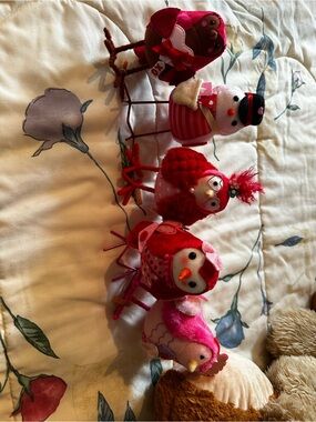 Set of Valentine birds